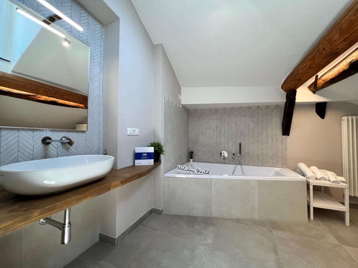 House Torre Piccamiglio By Holiday World Apartment Genoa Bagian luar foto